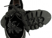 Женские туфли с вязаными шнурками Pertini