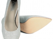Серебристые женские туфли Pertini