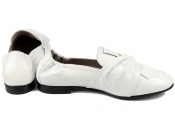 Белые кожаные туфли Pertini
