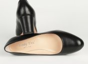 Итальянские черные туфли Lady Doc